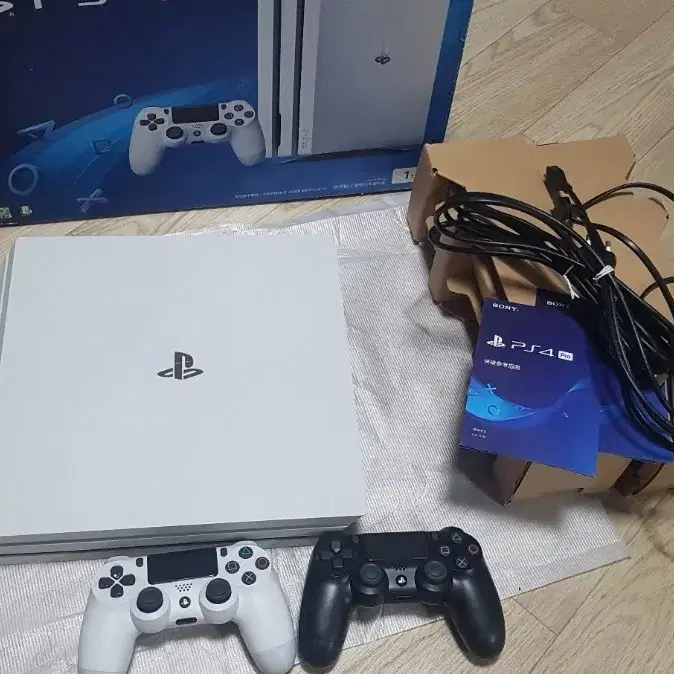 ps4 프로 글래셔화이트 풀구성 플스4