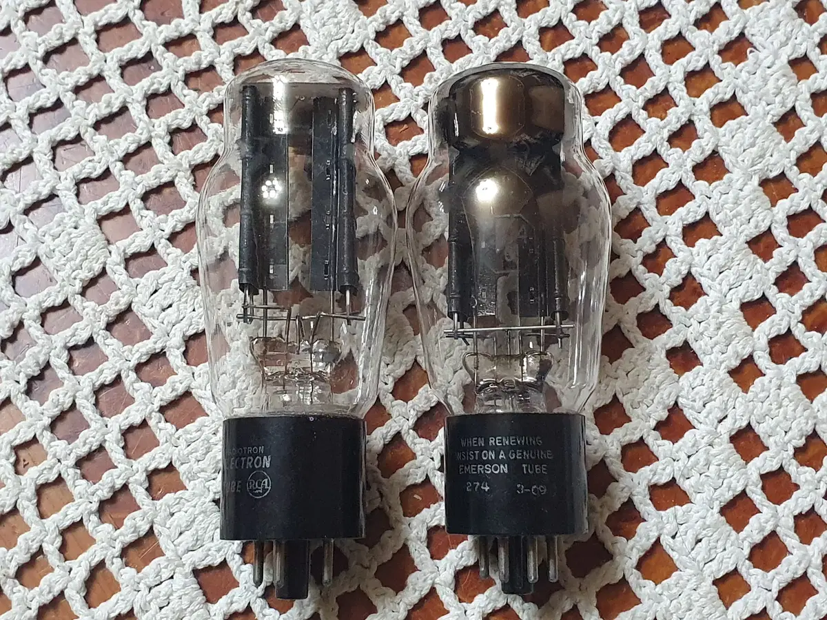 2 x RCA EMERSON 5U4G old black plate rectifiers