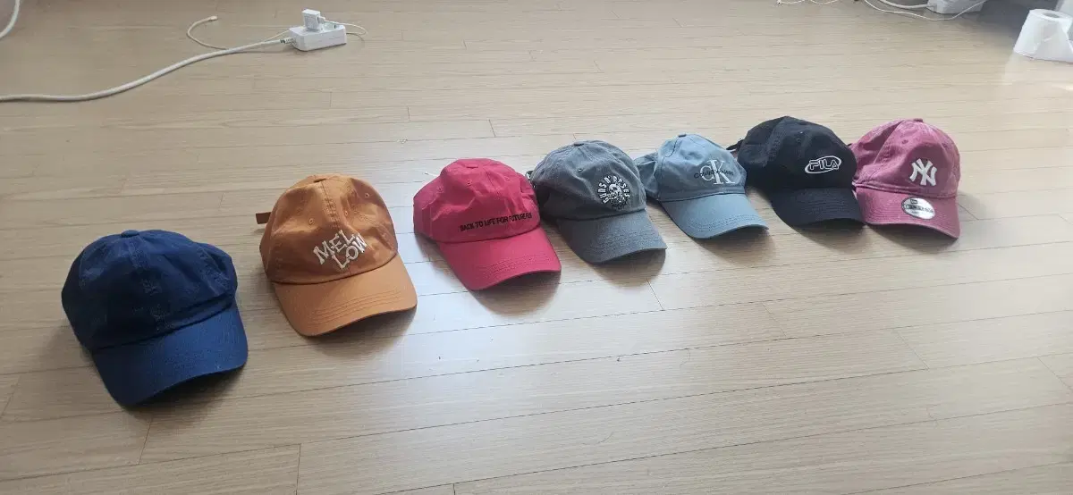 Systemhomme sells hats such as hats.real young casual February products