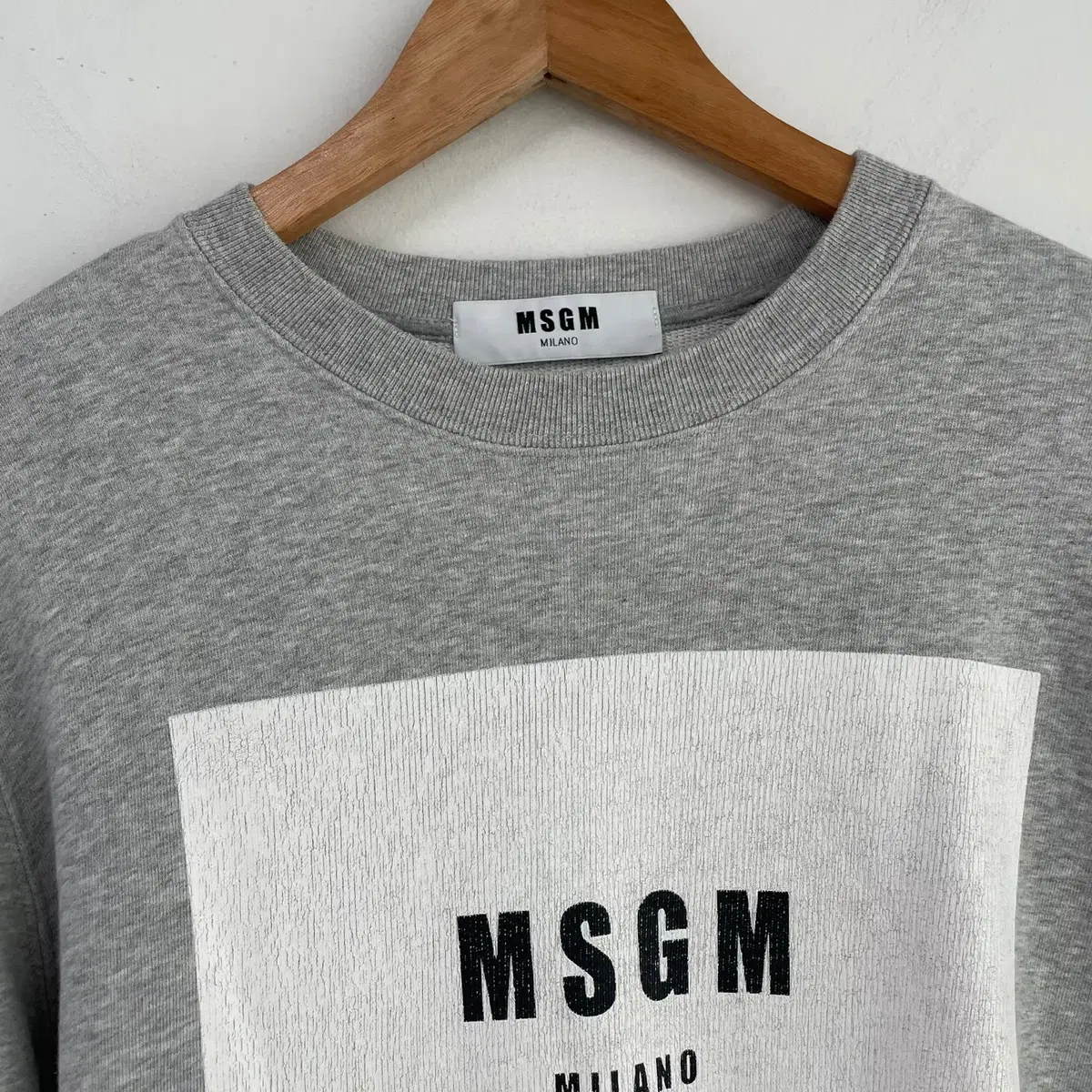 MSGM 로고 맨투맨