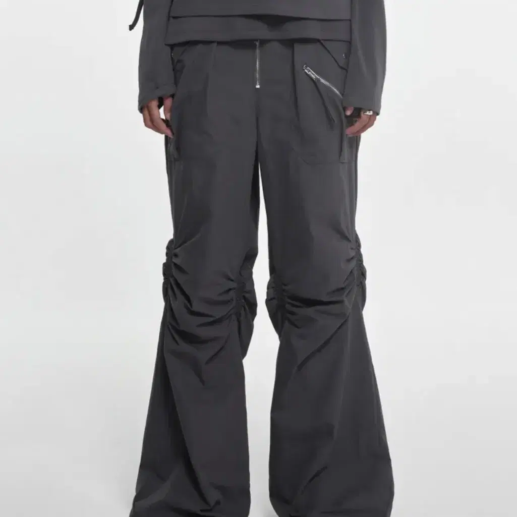 나체 EXPOSURE ZIP DETAIL PANTS 차콜 1