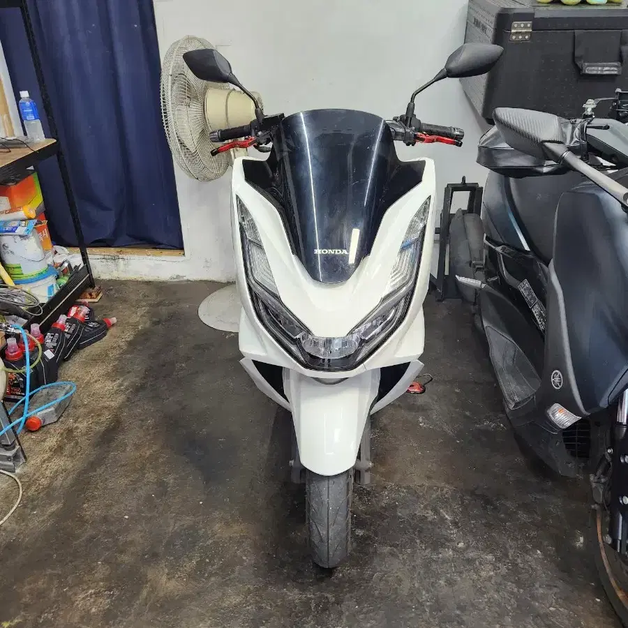 pcx 125 21년식 cbs 1만7천