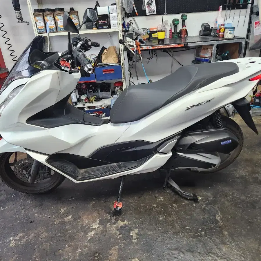 pcx 125 21년식 cbs 1만7천