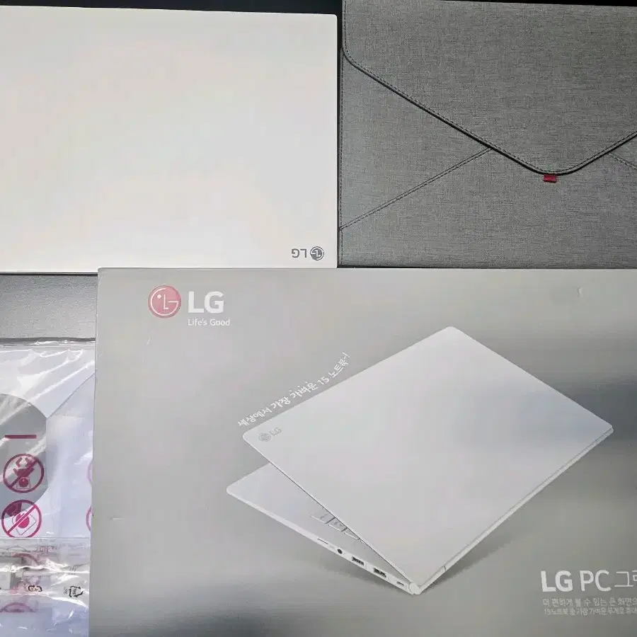 (초특가) LG 초슬림 노트북 15Z960화이트