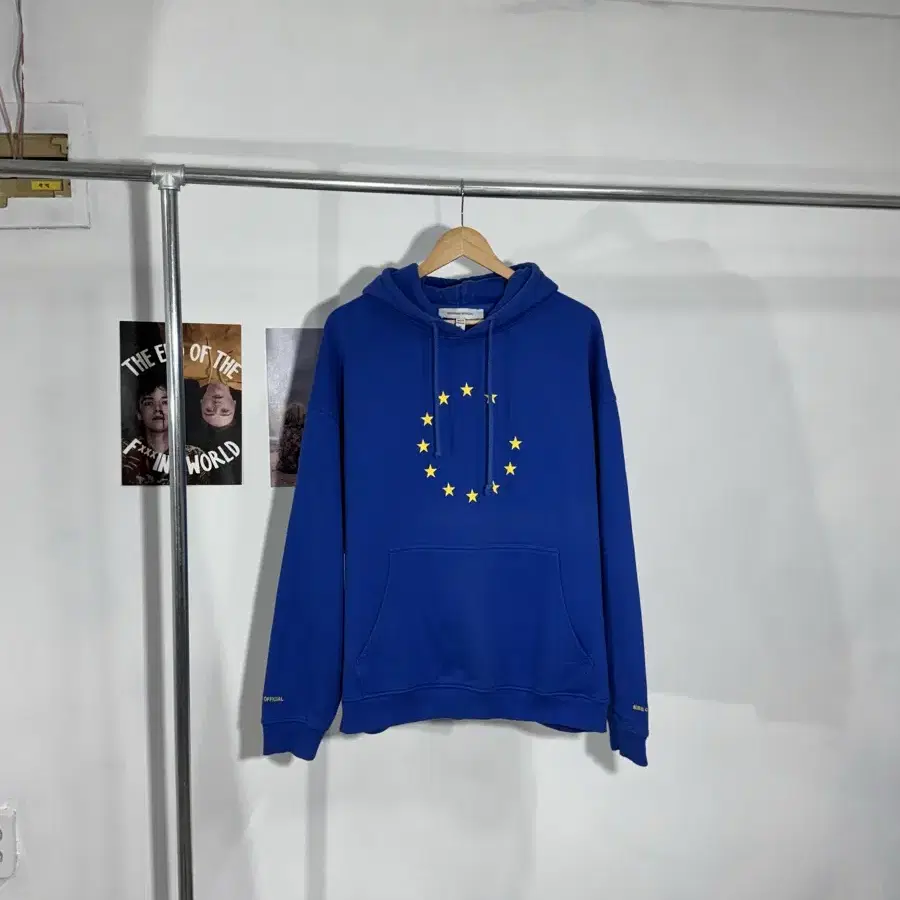 XL/Souvenir Official Hoodie Blue/ T8