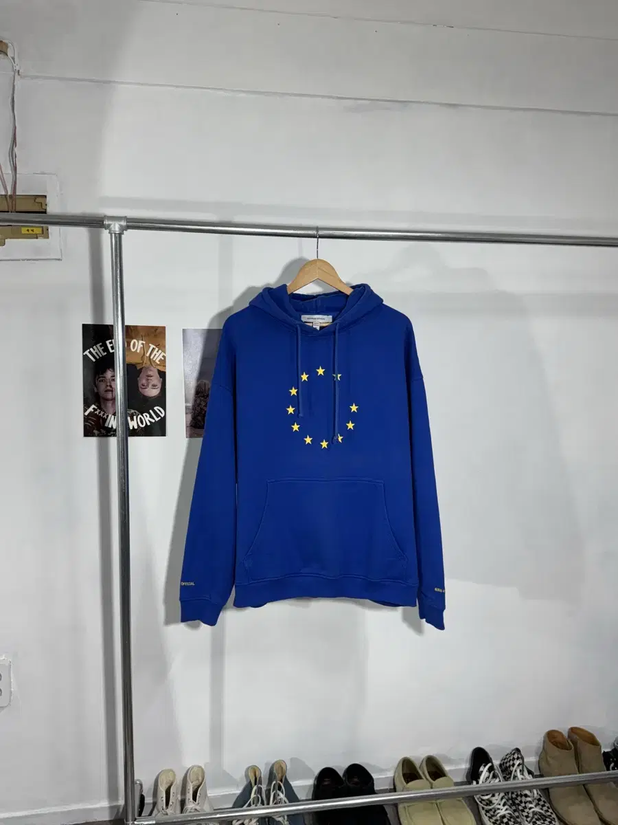 XL/Souvenir Official Hoodie Blue/ T8