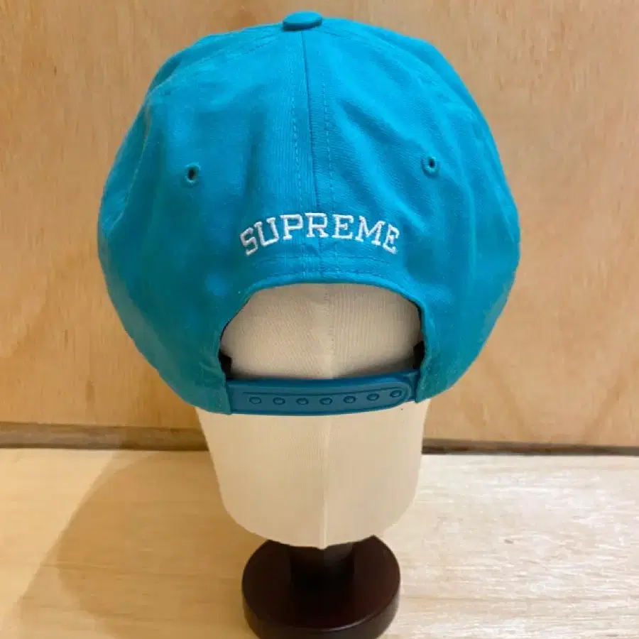 SUPREME x MARK GONZALES cap