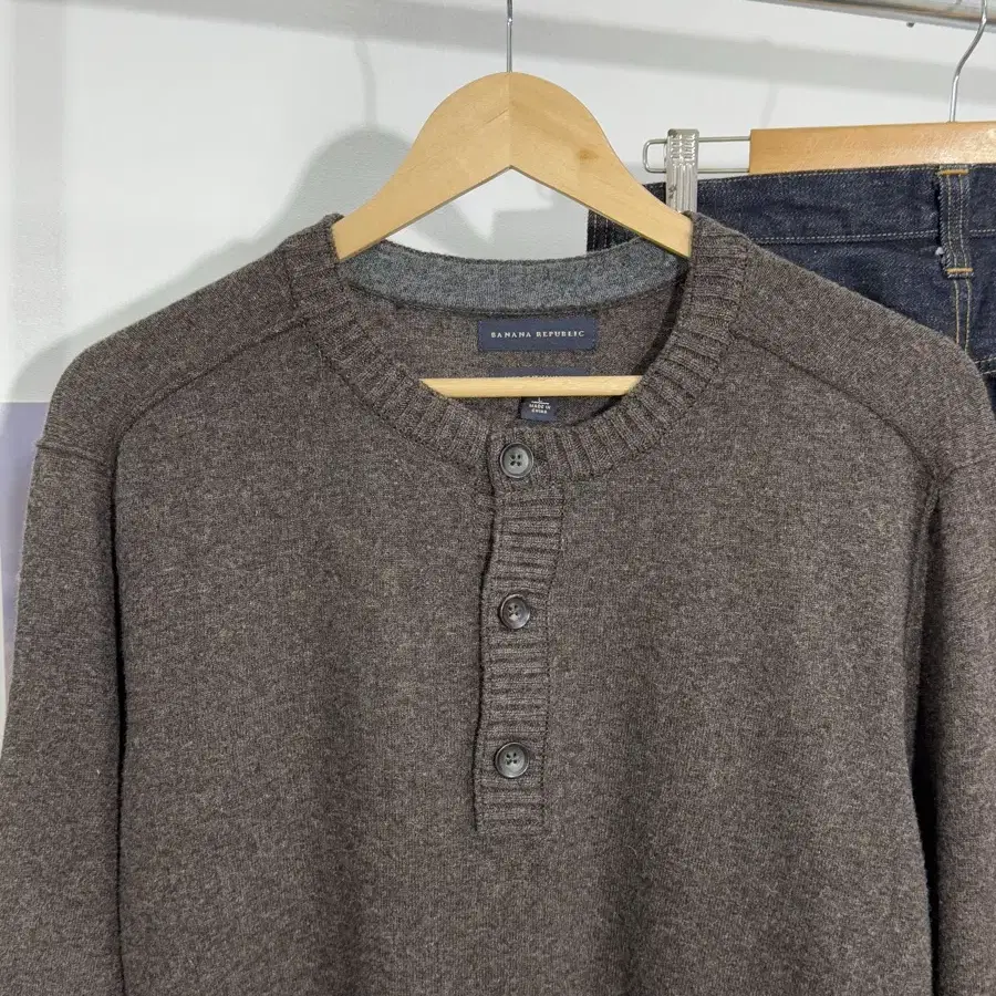 L/ Brown Wool Sweater/ N33