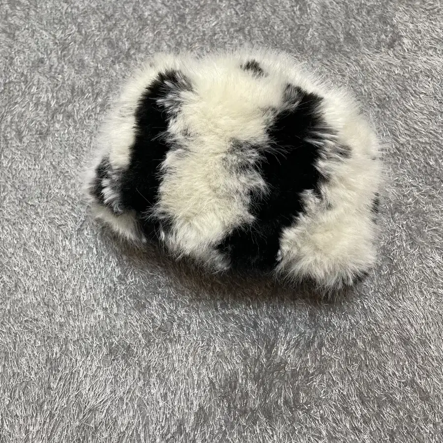 MILKCOW FUR HAT