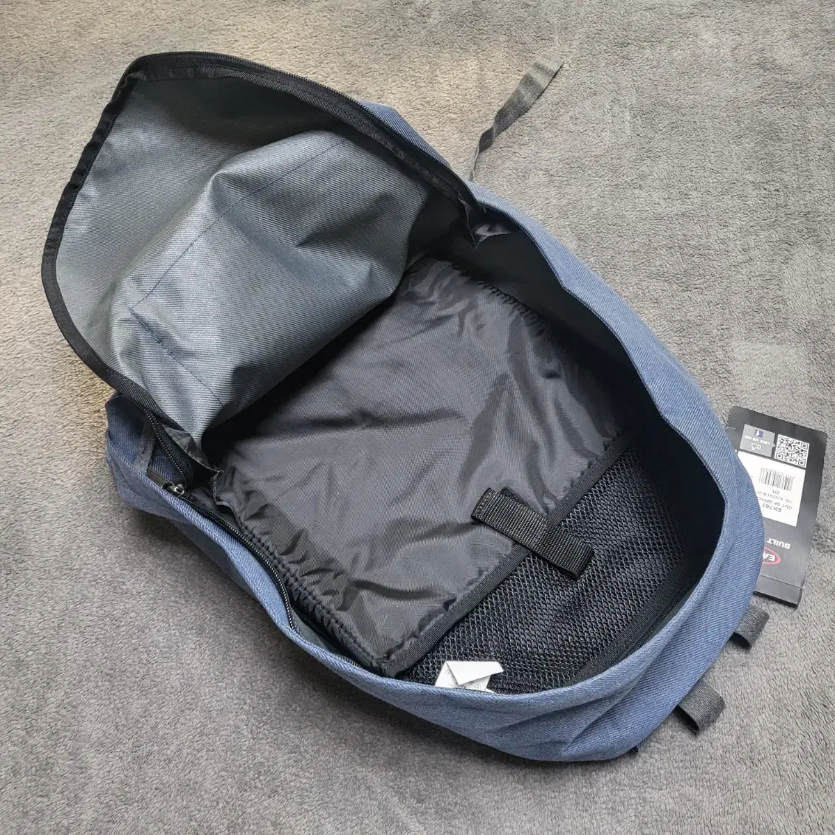 Eastpak Out Of Office (데드스탁)