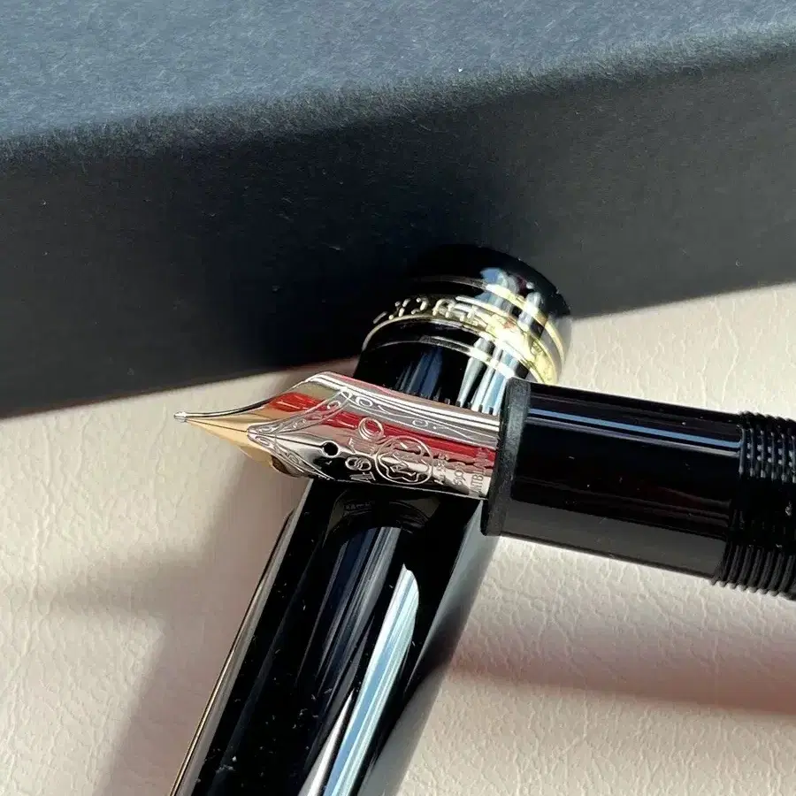 MONTBLANC  몽블랑 블랙 만년필