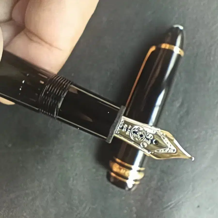 Montblanc  경전. 고전.   스타일  만년필