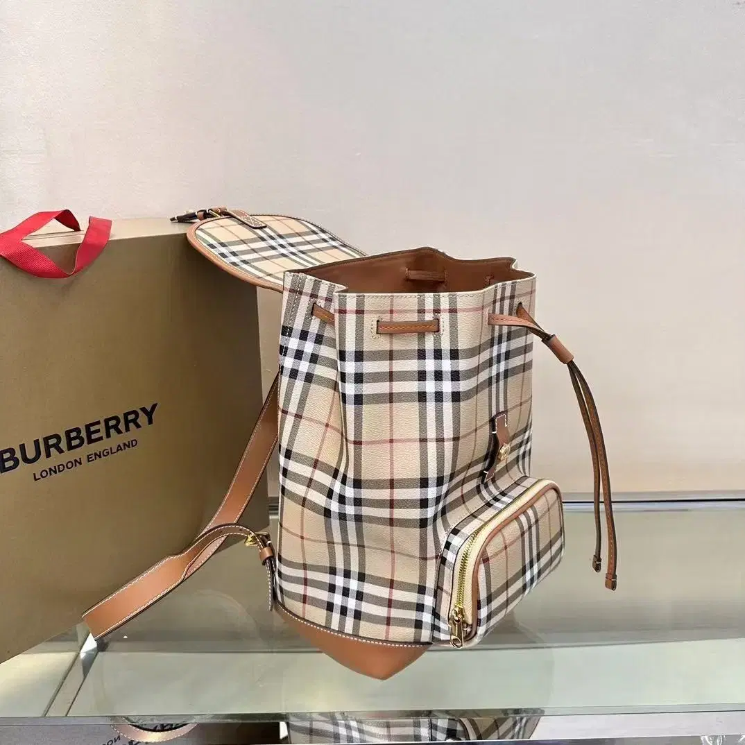 Burberry백팩