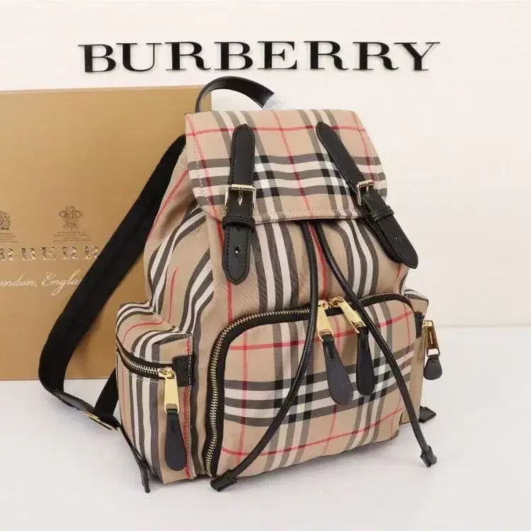 Burberry백팩