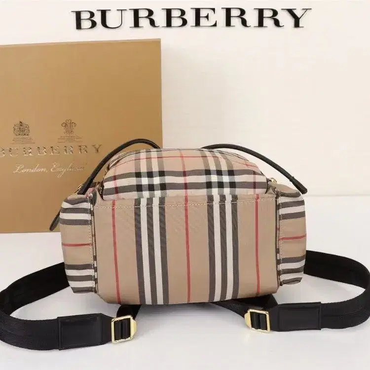 Burberry백팩