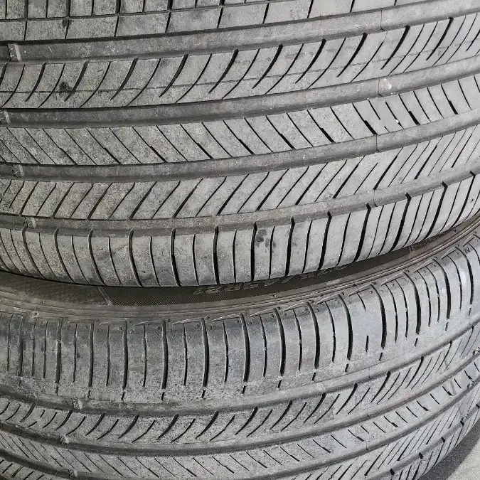 275/45R21 중고타이어 4개 판매 한국 벤투스