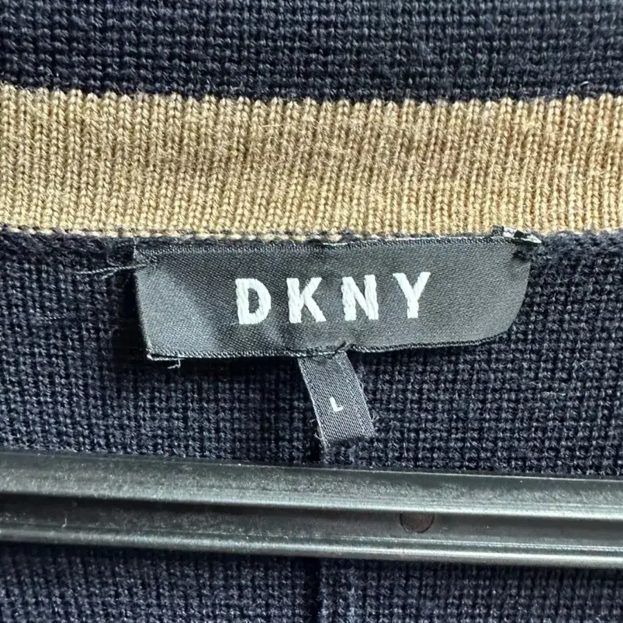 DKNY 가디건