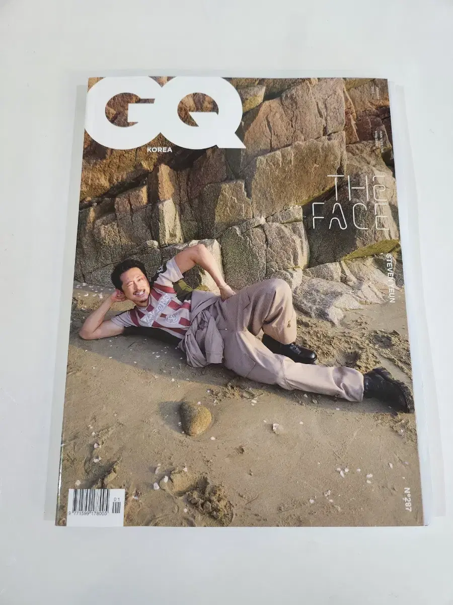 지큐 잡지 GQ 25년1월호잡지