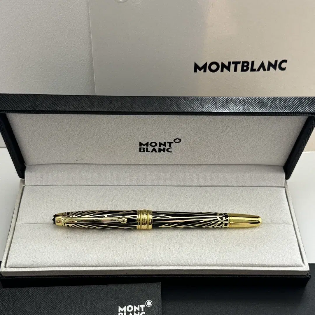 MONTBLANC  만년필    몽블랑