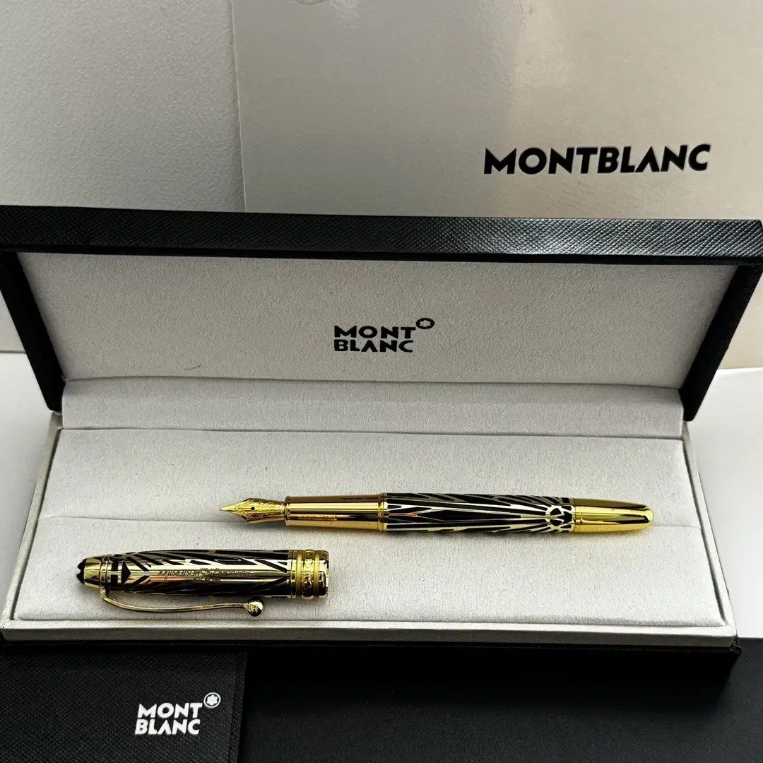 MONTBLANC  만년필    몽블랑