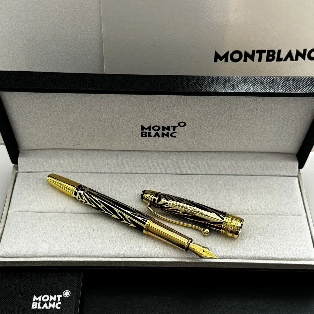 MONTBLANC  만년필    몽블랑