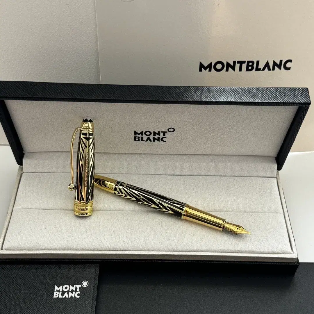 MONTBLANC  만년필    몽블랑