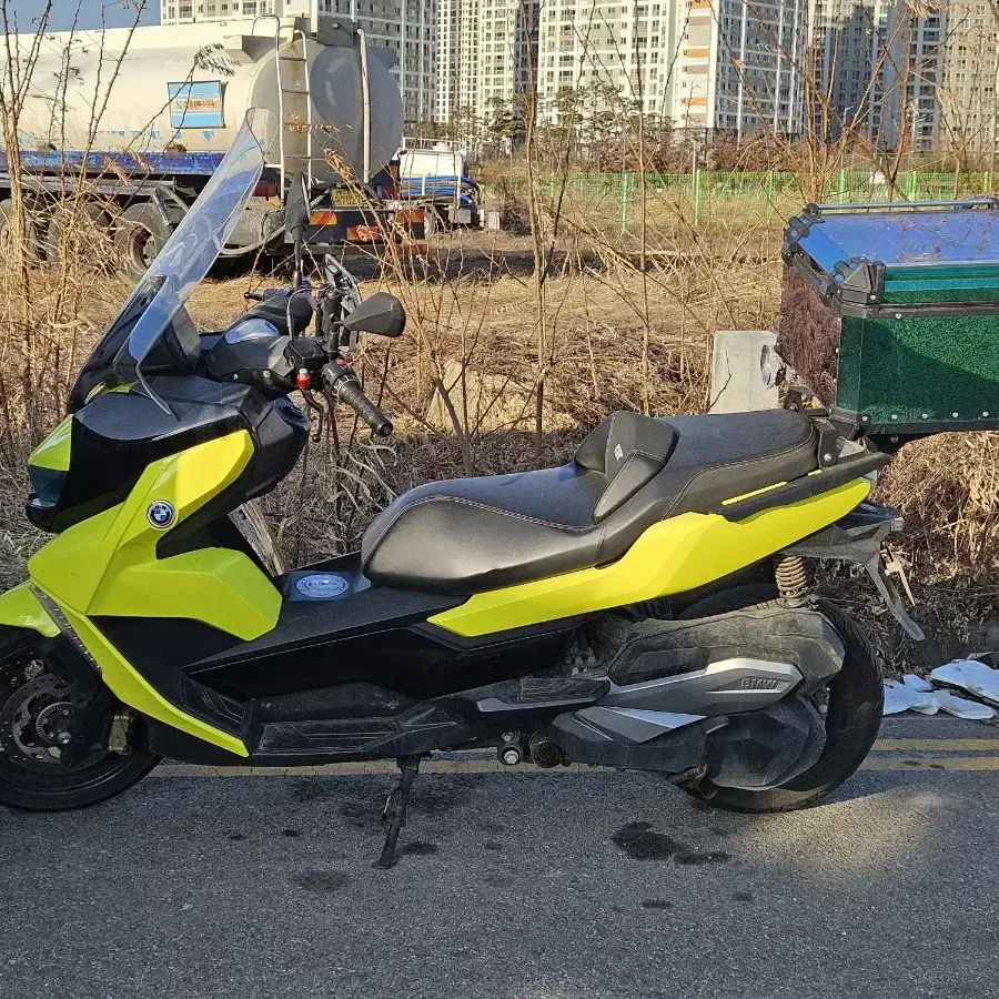 BMW c400gt