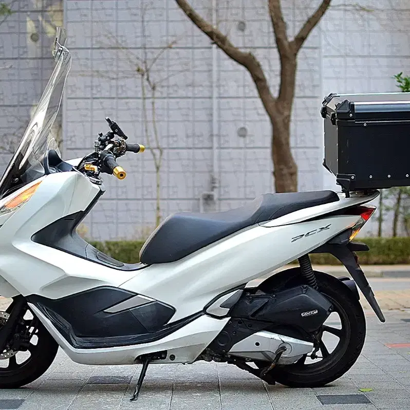 18년식 혼다 pcx125  알탑셋팅 판매합니다.