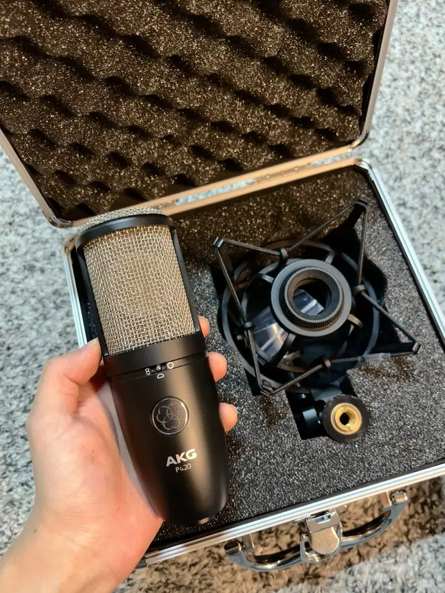 Akg p420 콘덴서 마이크