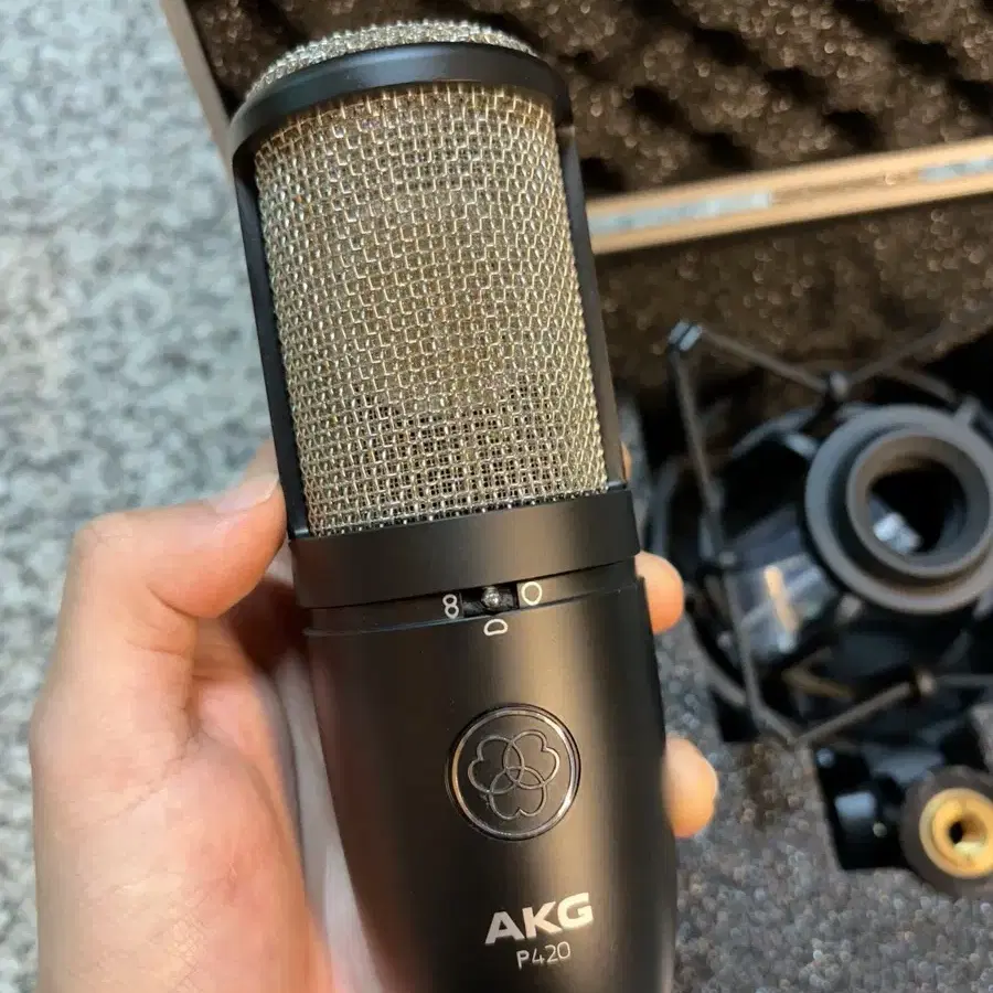 Akg p420 콘덴서 마이크