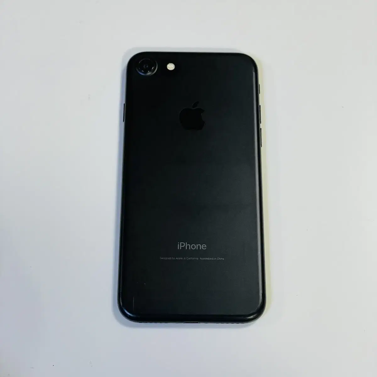 [665529] iPhone 7 32G Air Clean Phone