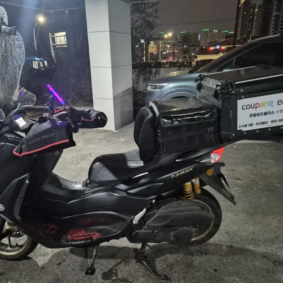 Nmax125 22년식 판매합니다