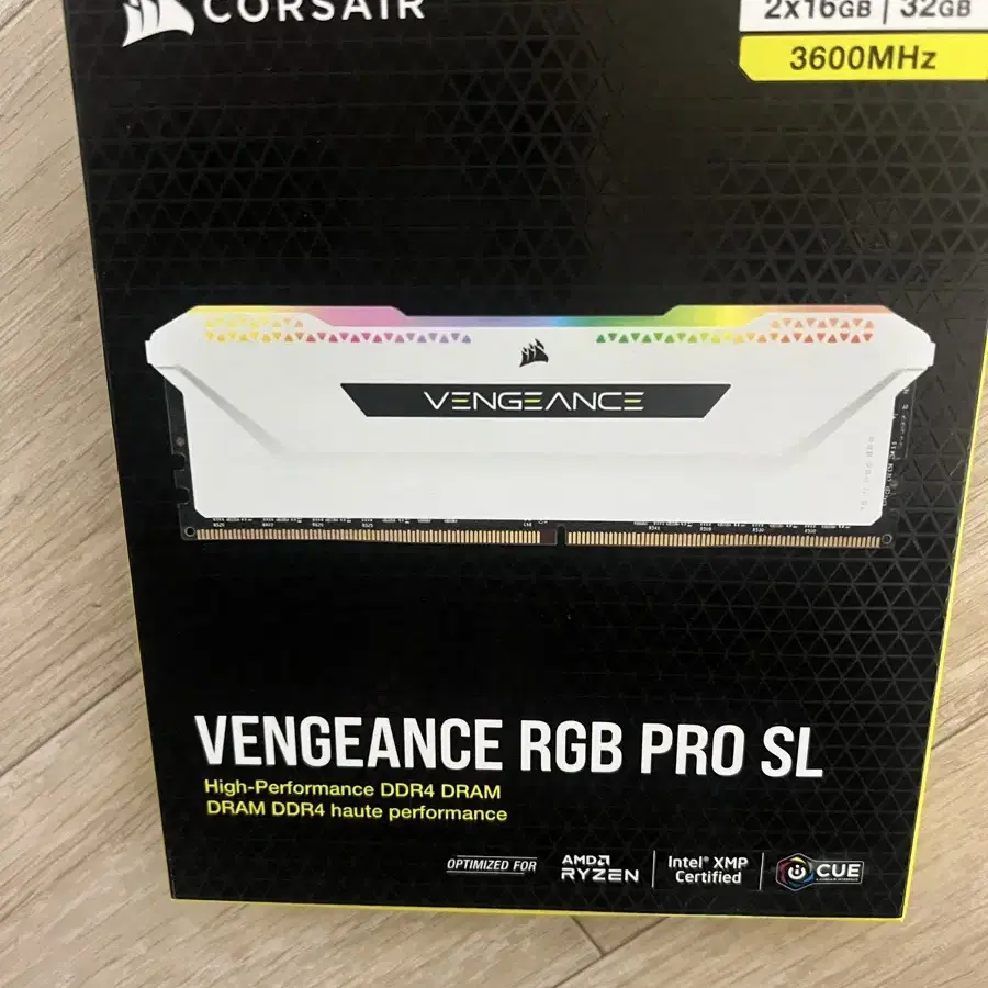 커세어 벤젠스 RGB PRO Sl 32기가 팝니다