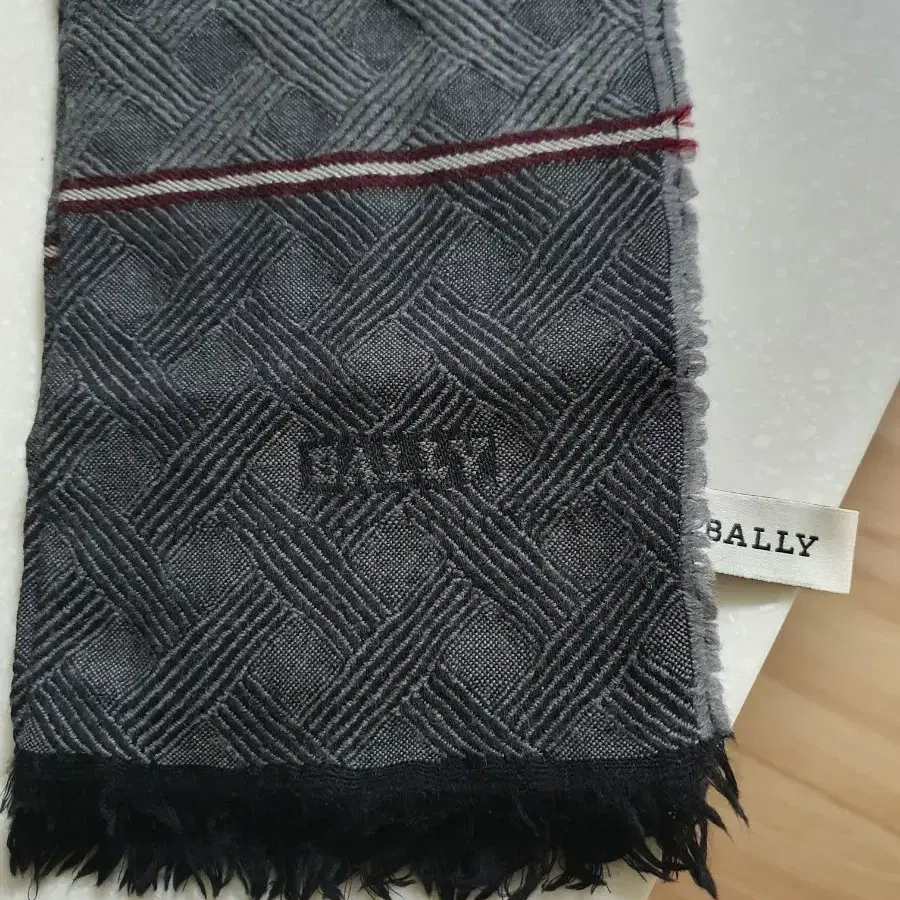 BALLY 발리 머플러