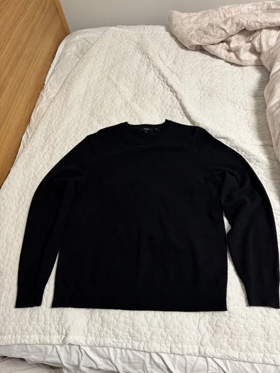 Terry Hilles Cashmere 100 Knit Black