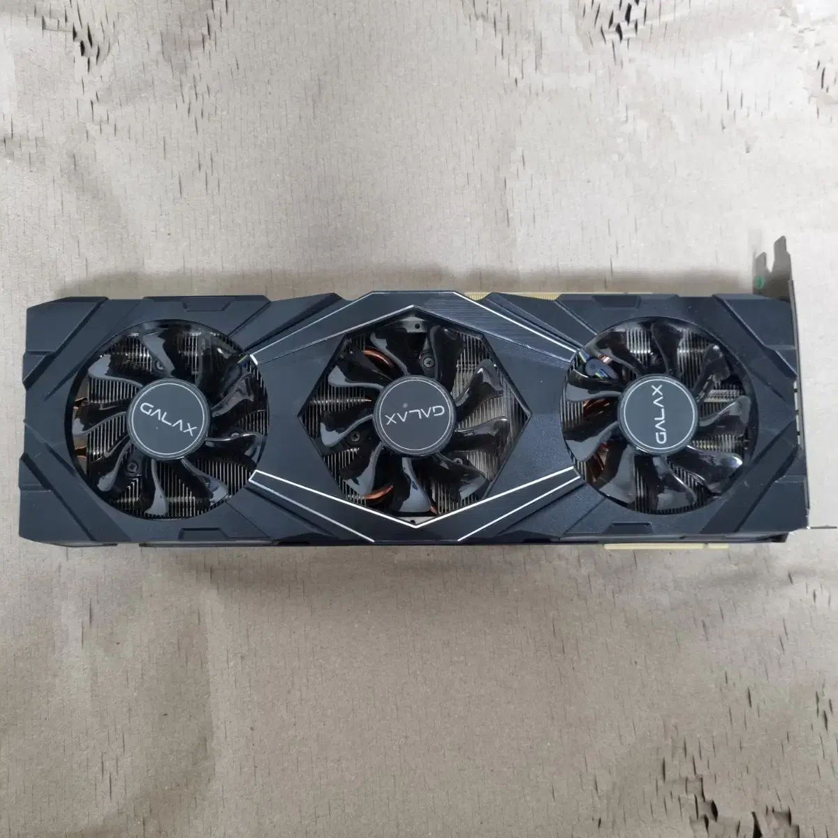 그래픽카드 갤럭시 2080ti 11g 3팬