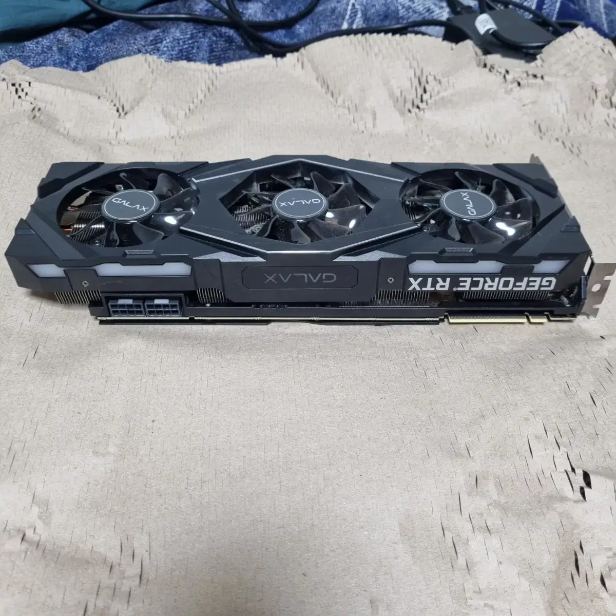 그래픽카드 갤럭시 2080ti 11g 3팬