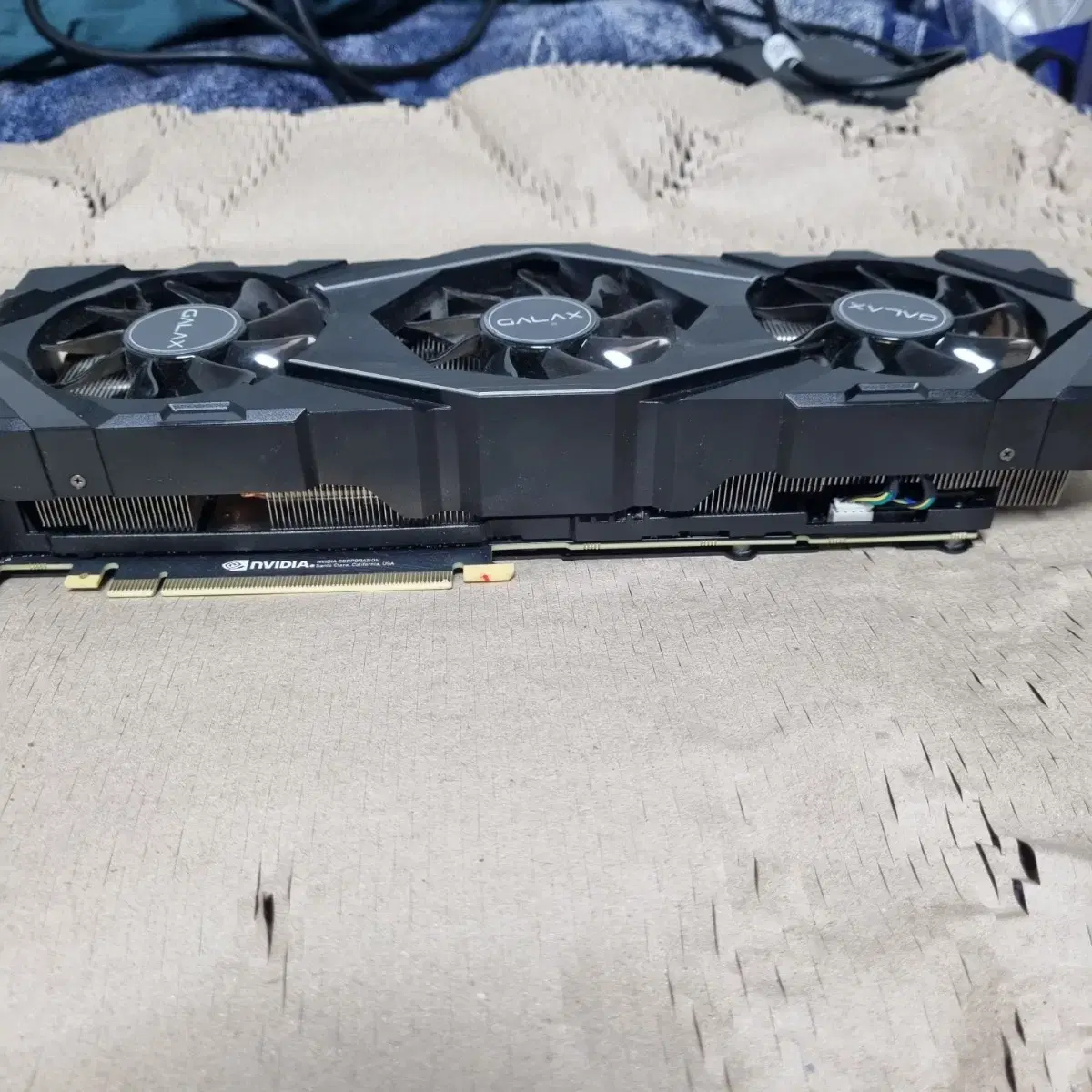 그래픽카드 갤럭시 2080ti 11g 3팬