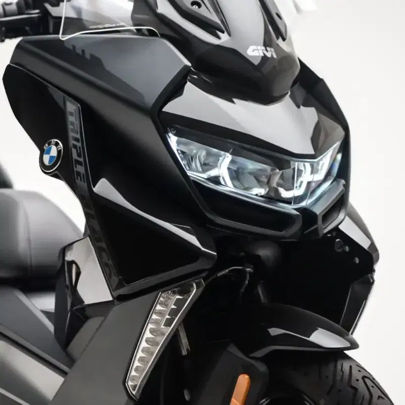 [BMW] C400GT ABS 트리플블랙 투어링 공식모델 및 색상 무사고