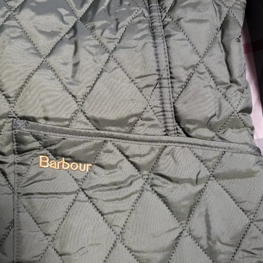 바버 BARBOUR 퀼팅자켓(새상품)