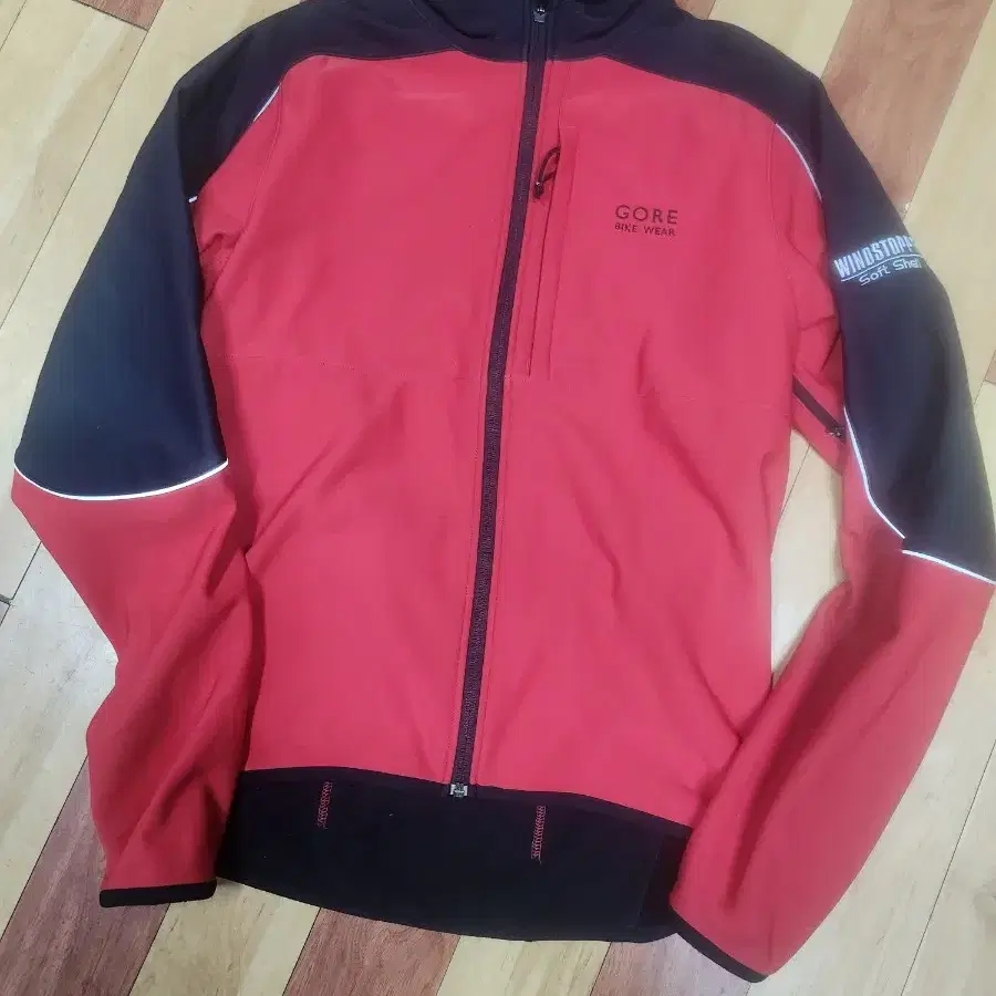 GORE ride wear 윈드써퍼져지