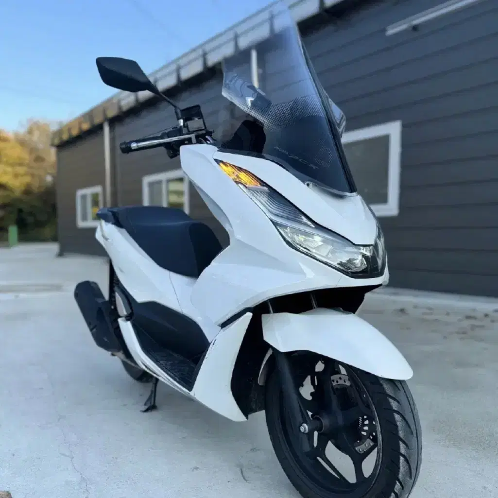 혼다 PCX ABS 2022년식 56,@@@km 판매합니다