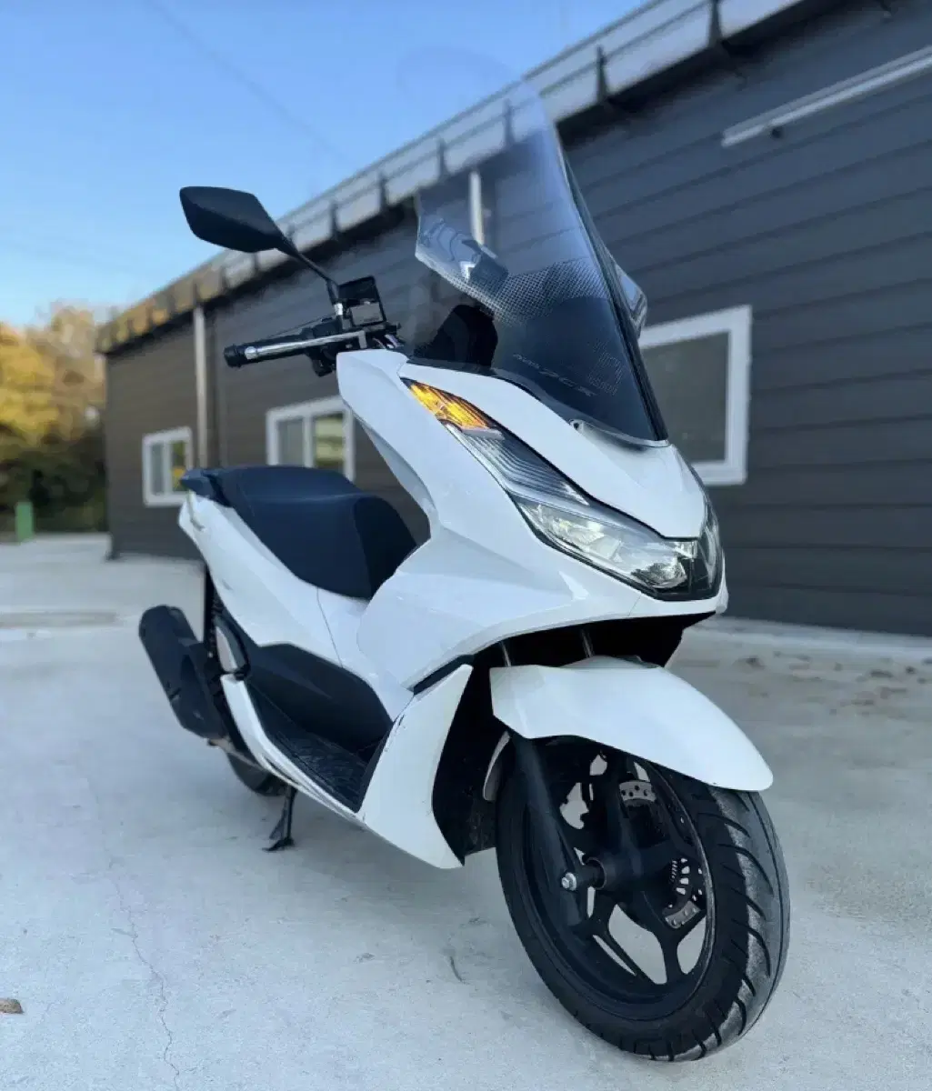 혼다 PCX ABS 2022년식 56,@@@km 판매합니다