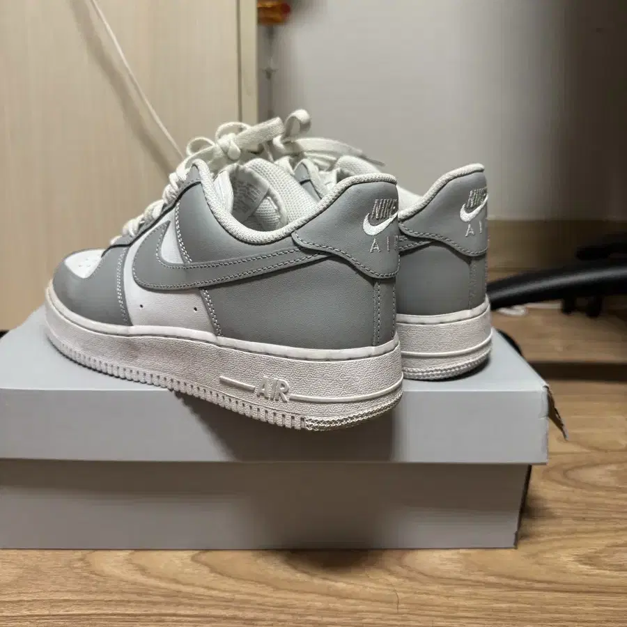 에어포스 회색(Nike Air Force 1 Low White Grey)