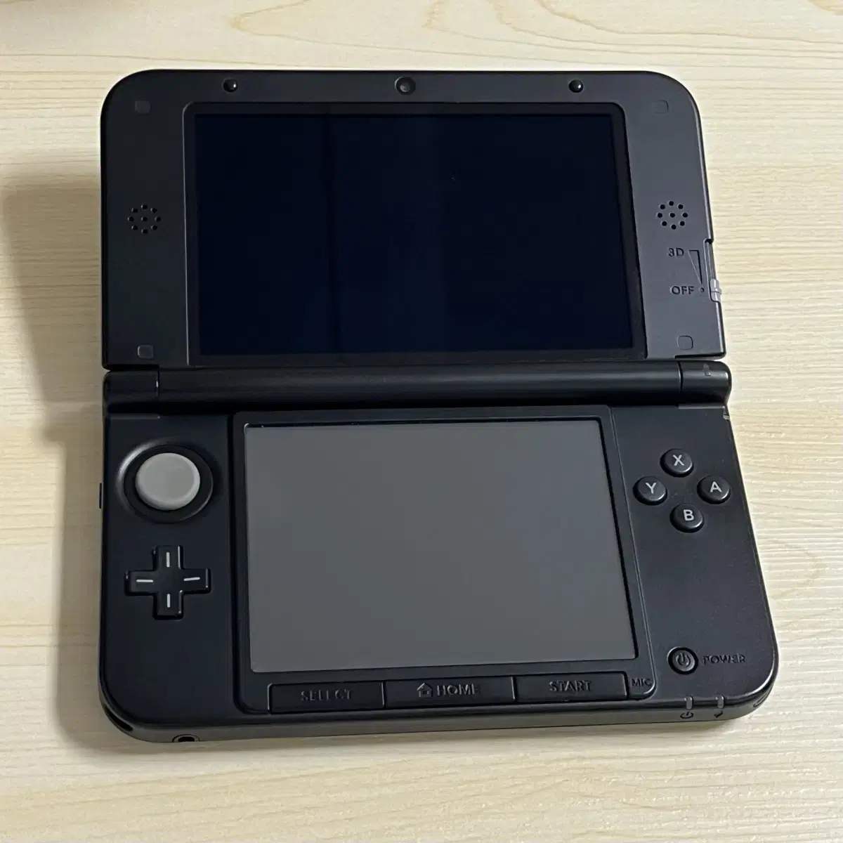 닌텐도 3ds xl 실버 + 칩2개