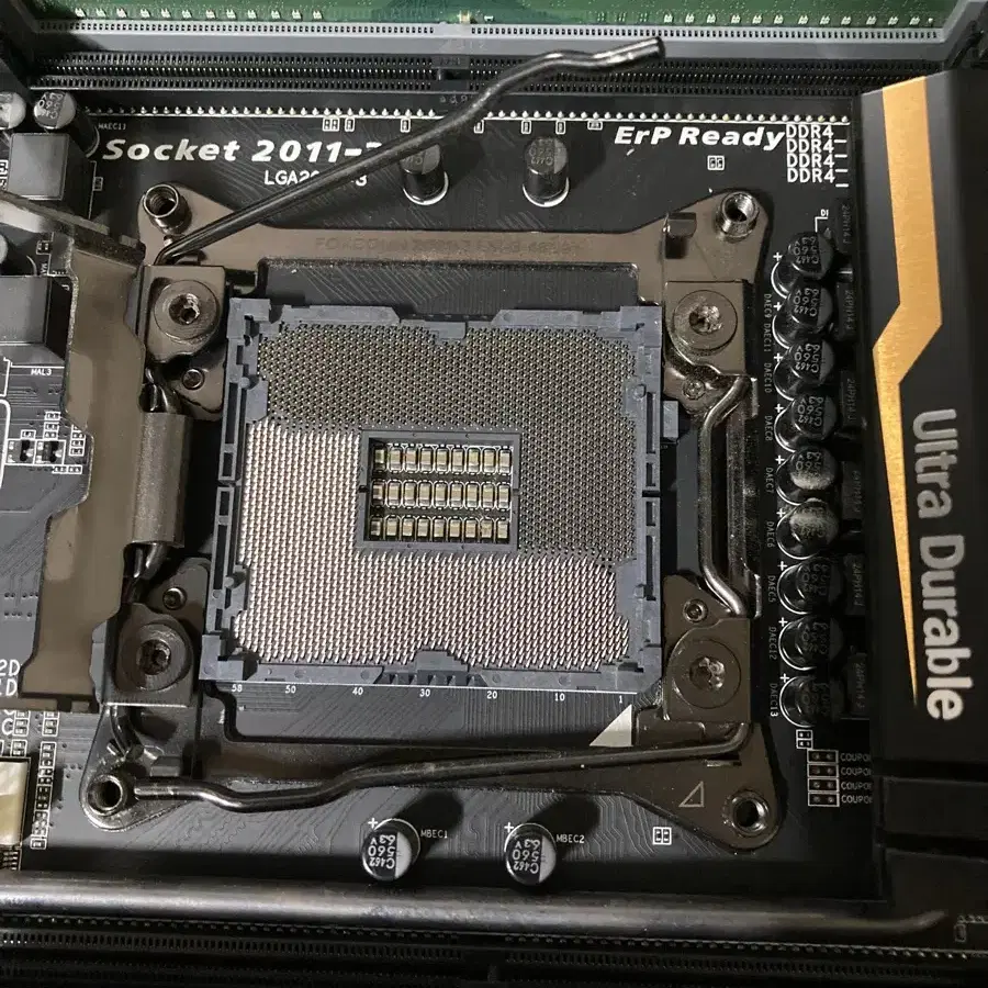 신품급 X99-UD4+CPU+DDR4 32GB 세트