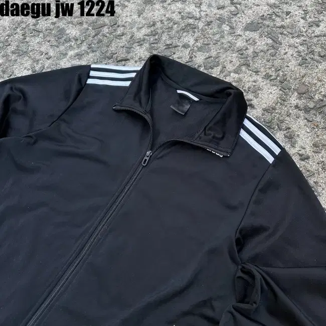 110 ADIDAS ZIPUP 아디다스 집업