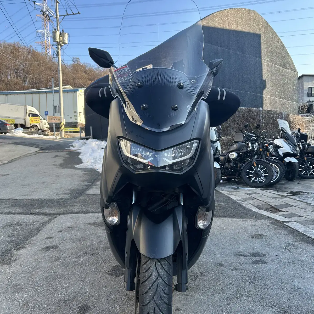 nmax125 22년식  컨디션 좋은 바이크 저렴하게 판매합니다.