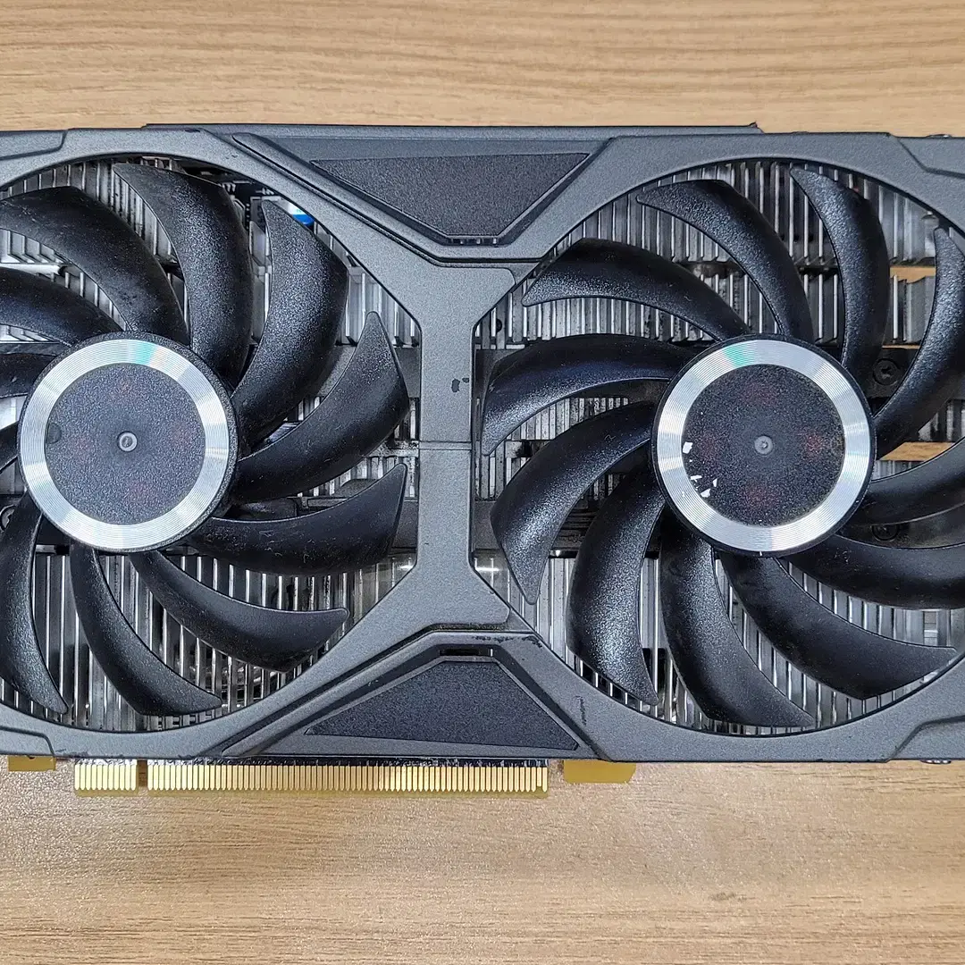 INNO3D 지포스 GTX 1660 Ti D6 6GB 백플레이트