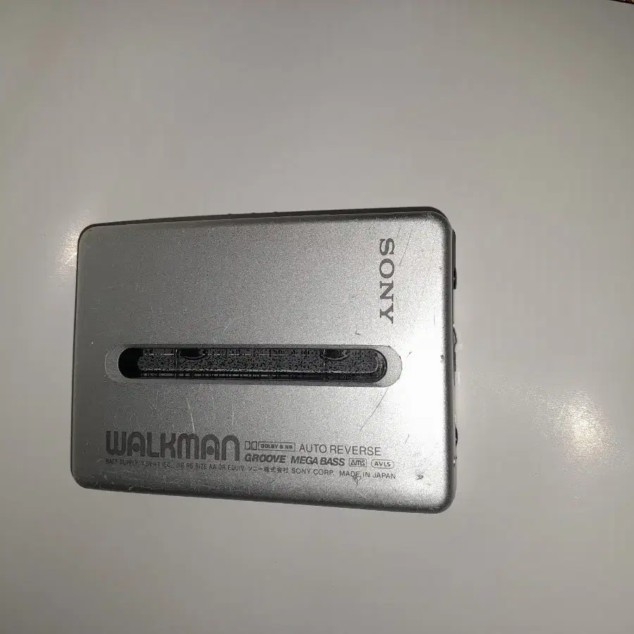 부품용고장난 ~SONY WALKmAn EX677